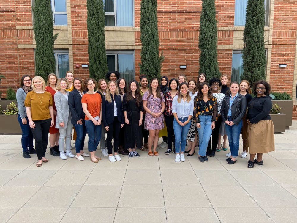 Promising women leaders in digital media who are pushing innovation in their organization. Learn more about the 2020 program.